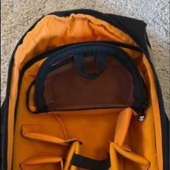 Crumpler Keystone Camera/Laptop Backpack - Picture 9 of 10